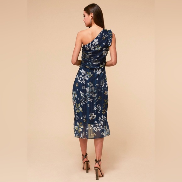 Adelyn Rae | Elaine Midi Dress - Picture 2 of 6